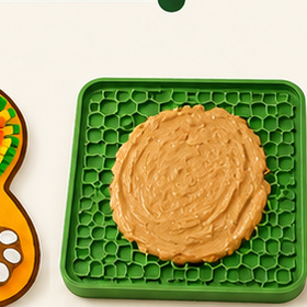 Snufflo Lick Mat, slow-feed silicone surface for the calm-down wind-down.